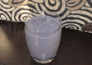 Superfoods to Reduce Stress | Maca Berry Smoothie